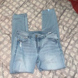 Slightly Ripped Skinny Jeans